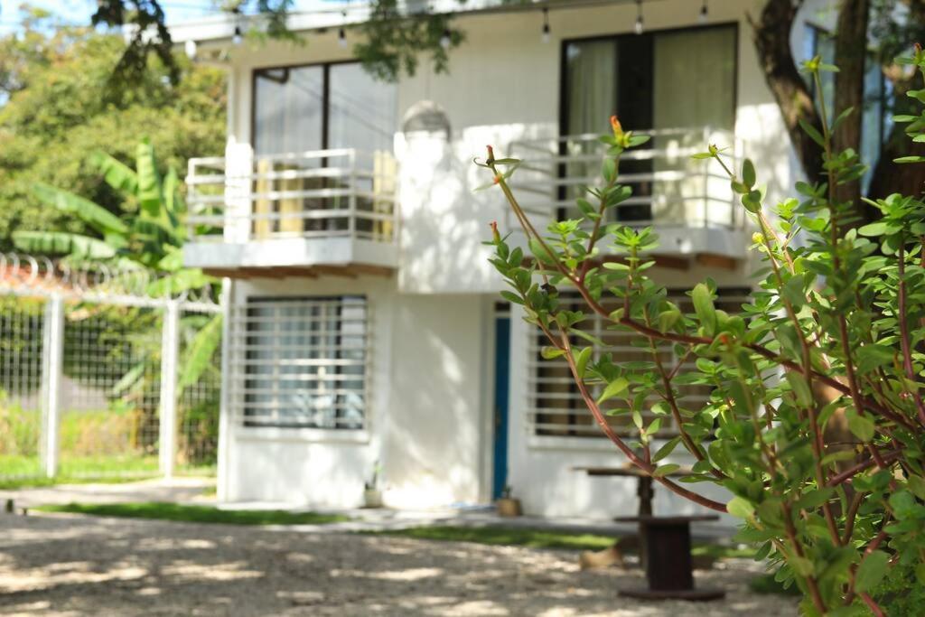 Casa Buda Liberia Cerca Del Aeropuerto Exterior foto